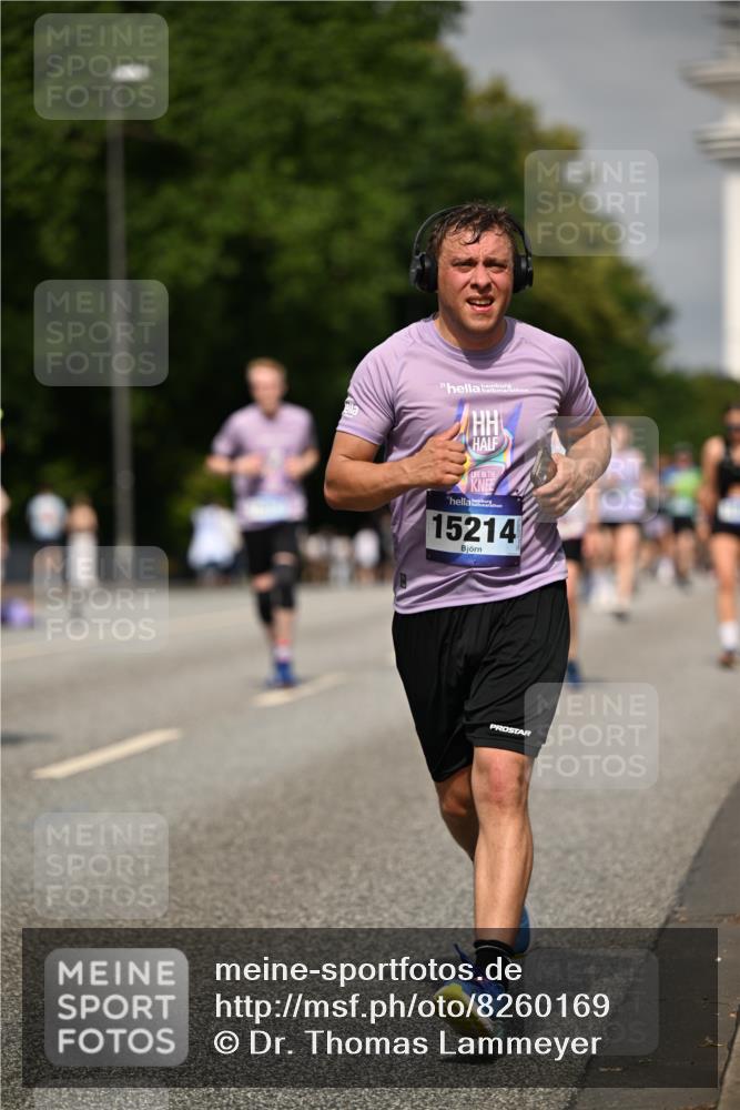 29.06.2025 - hella hamburg halbmarathon Dr. Thomas Lammeyer http://msf.ph/oto/8260169 29.06.2025 10:14:39 Kennedybrücke 1052, 1186, 1548, 1781, 2868, 5182, 5653, 5806, 8561, 8685, 9150, 9829 meine-sportfotos.de