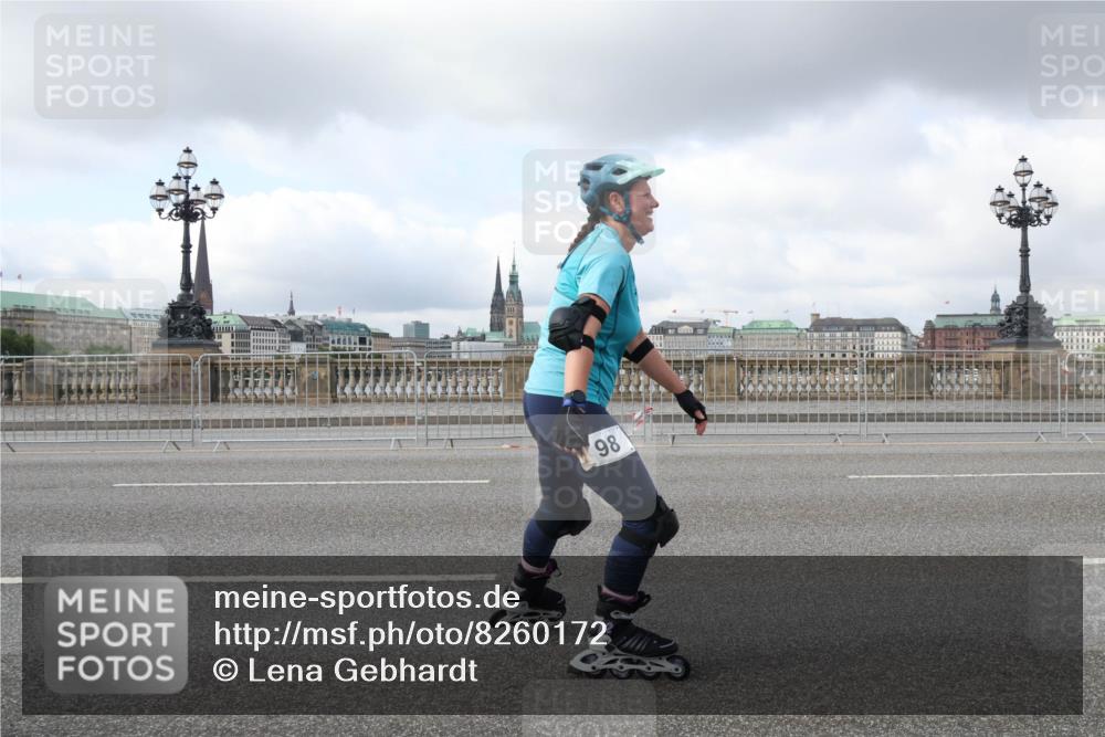 29.06.2025 - hella hamburg halbmarathon Lena Gebhardt http://msf.ph/oto/8260172 29.06.2025 09:03:35 Lombardsbrücke  meine-sportfotos.de