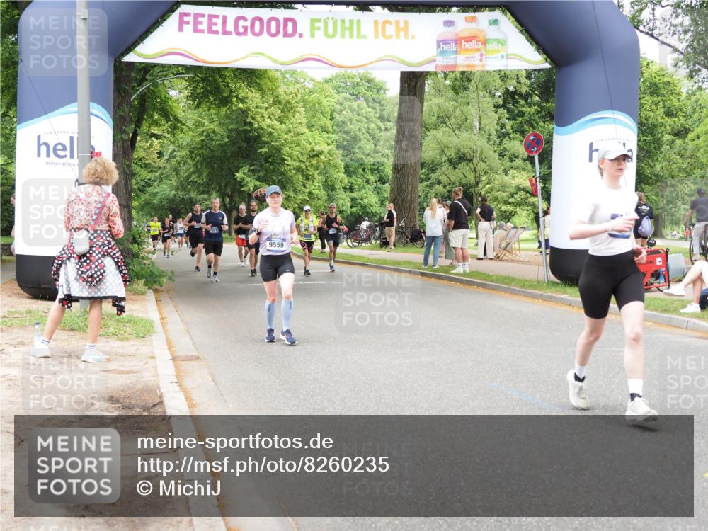 29.06.2025 - hella hamburg halbmarathon MichiJ http://msf.ph/oto/8260235 29.06.2025 10:53:31 Zwischen KM18-KM19 3071, 4187, 9405, 12255, 15394 meine-sportfotos.de