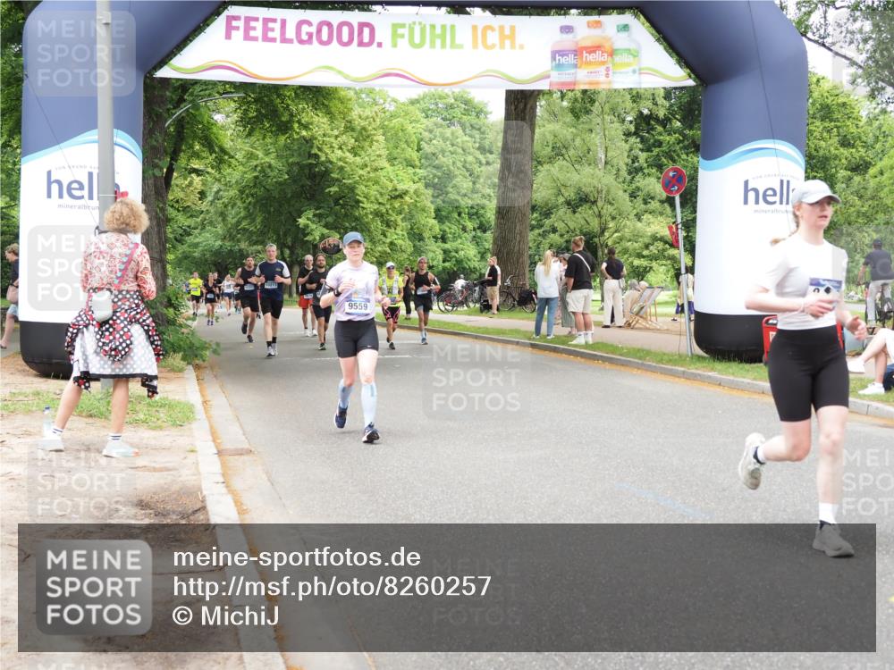 29.06.2025 - hella hamburg halbmarathon MichiJ http://msf.ph/oto/8260257 29.06.2025 10:53:31 Zwischen KM18-KM19 3071, 4187, 9405, 12255, 15394 meine-sportfotos.de