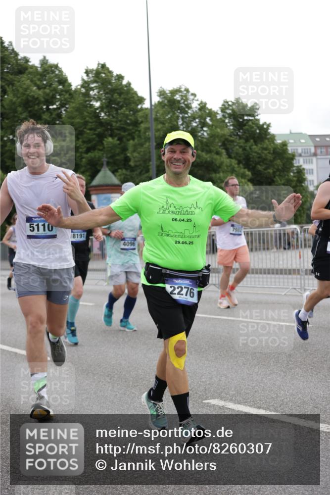 29.06.2025 - hella hamburg halbmarathon Jannik Wohlers http://msf.ph/oto/8260307 29.06.2025 10:32:36 Lombardsbrücke 1078, 1237, 1324, 1732, 2276, 2959, 3391, 3422, 3708, 3753, 3871, 4030, 4096, 4555, 4650, 5110, 5581, 5917, 6040, 6861, 7982, 8170, 8839, 9034, 9143, 9471, 9542, 9768, 11260, 11756, 12039, 12423, 12424, 12812, 12813, 12907, 13789, 14305, 14347, 14743, 15951, 15957, 16502, 16702, 17102, 17157, 17317, 17417, 17664, 18191, 18409, 18502, 18742, 18743, 19213 meine-sportfotos.de