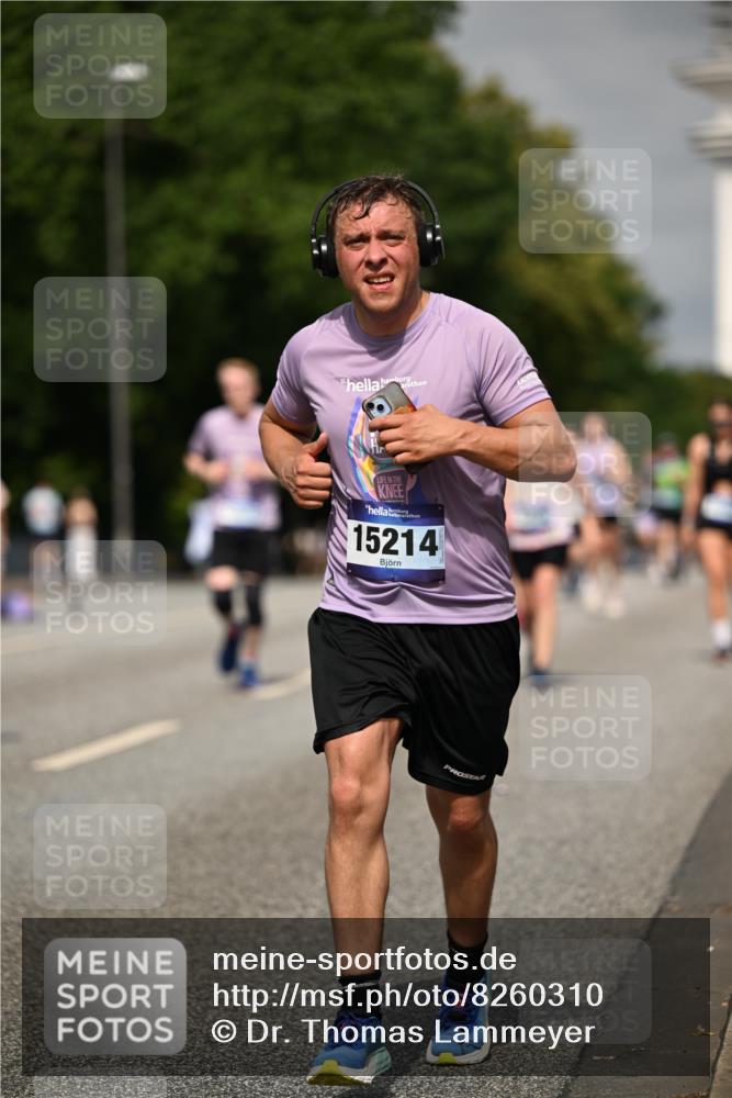 29.06.2025 - hella hamburg halbmarathon Dr. Thomas Lammeyer http://msf.ph/oto/8260310 29.06.2025 10:14:39 Kennedybrücke 1052, 1186, 1548, 1781, 2868, 5182, 5653, 5806, 8561, 8685, 9150, 9829 meine-sportfotos.de