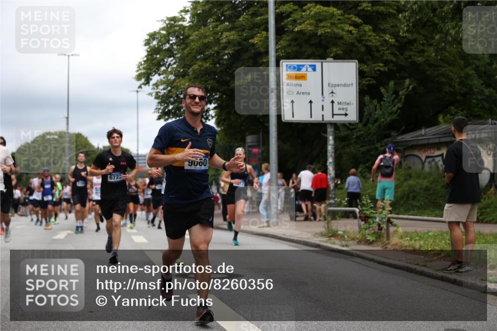 29.06.2025 - hella hamburg halbmarathon Yannick Fuchs http://msf.ph/oto/8260356 29.06.2025 10:48:35 20KM 1125, 1327, 1410, 1496, 1815, 2474, 2561, 2771, 2884, 3041, 3177, 3791, 3794, 3861, 3945, 4189, 4231, 4938, 5319, 6082, 6084, 6356, 6443, 6581, 6587, 6723, 6994, 8449, 8514, 8698, 8772, 8798, 8973, 9012, 9060, 9227, 10191, 10192, 10263, 10266, 10368, 11333, 11499, 11747, 11797, 11976, 12186, 12362, 12489, 12961, 13297, 13988, 14036, 14175, 14592, 14638, 14660, 14818, 14948, 15113, 15156, 15169, 15389, 15408, 15524, 15879, 16047, 16092, 16574, 17740 meine-sportfotos.de