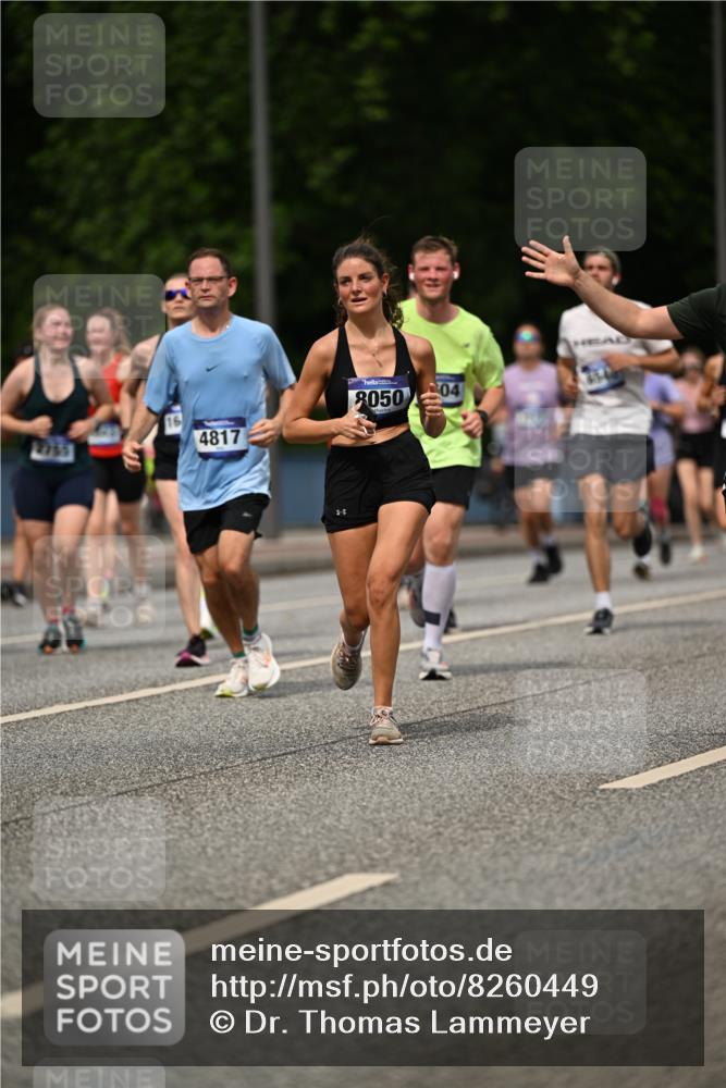 29.06.2025 - hella hamburg halbmarathon Dr. Thomas Lammeyer http://msf.ph/oto/8260449 29.06.2025 10:35:13 Kennedybrücke 1059, 1097, 1472, 1547, 1979, 2414, 2754, 2755, 2914, 3131, 3281, 3443, 4561, 4817, 5437, 5943, 6057, 6078, 6195, 6546, 6616, 6725, 6787, 7604, 7772, 8050, 8812, 8941, 10586 meine-sportfotos.de