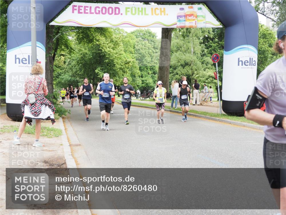 29.06.2025 - hella hamburg halbmarathon MichiJ http://msf.ph/oto/8260480 29.06.2025 10:53:34 Zwischen KM18-KM19 3071, 4187, 6059, 9405, 9559 meine-sportfotos.de