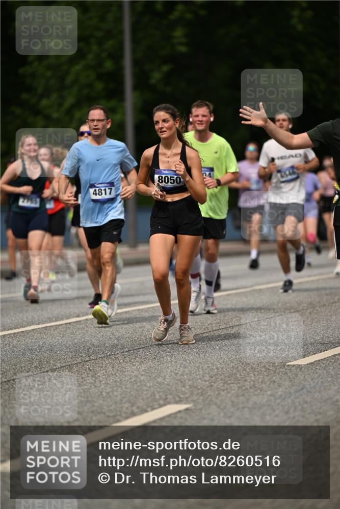 29.06.2025 - hella hamburg halbmarathon Dr. Thomas Lammeyer http://msf.ph/oto/8260516 29.06.2025 10:35:14 Kennedybrücke 1059, 1097, 1472, 1547, 1979, 2414, 2754, 2755, 2914, 3131, 3281, 3443, 4561, 4817, 5437, 5943, 6057, 6078, 6195, 6546, 6616, 6725, 6787, 7120, 7604, 7772, 8050, 8812, 8941, 10586 meine-sportfotos.de