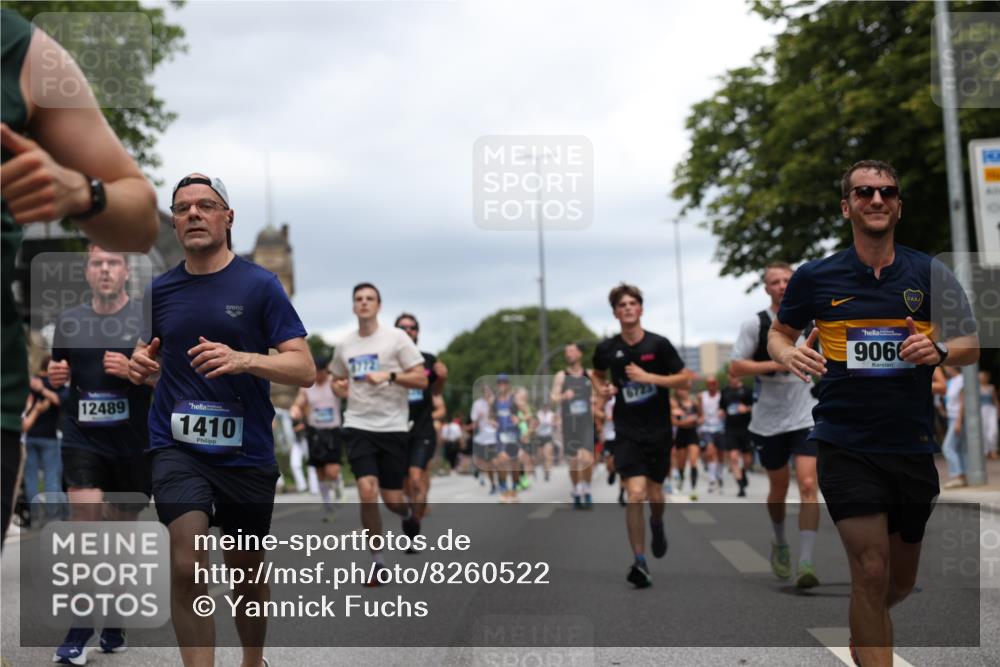 29.06.2025 - hella hamburg halbmarathon Yannick Fuchs http://msf.ph/oto/8260522 29.06.2025 10:48:36 20KM 1125, 1327, 1410, 1496, 1628, 1815, 2474, 2561, 2771, 2884, 3041, 3177, 3791, 3794, 3861, 3945, 4189, 4231, 4938, 5319, 6082, 6084, 6356, 6433, 6443, 6581, 6587, 6723, 6994, 8449, 8514, 8698, 8772, 8798, 8973, 9012, 9060, 9227, 10191, 10192, 10263, 10266, 10368, 10376, 11184, 11333, 11499, 11747, 11797, 11976, 12186, 12362, 12489, 12961, 13297, 13988, 14036, 14175, 14592, 14638, 14660, 14818, 14948, 15113, 15156, 15169, 15389, 15408, 15524, 15879, 16047, 16092, 16574 meine-sportfotos.de