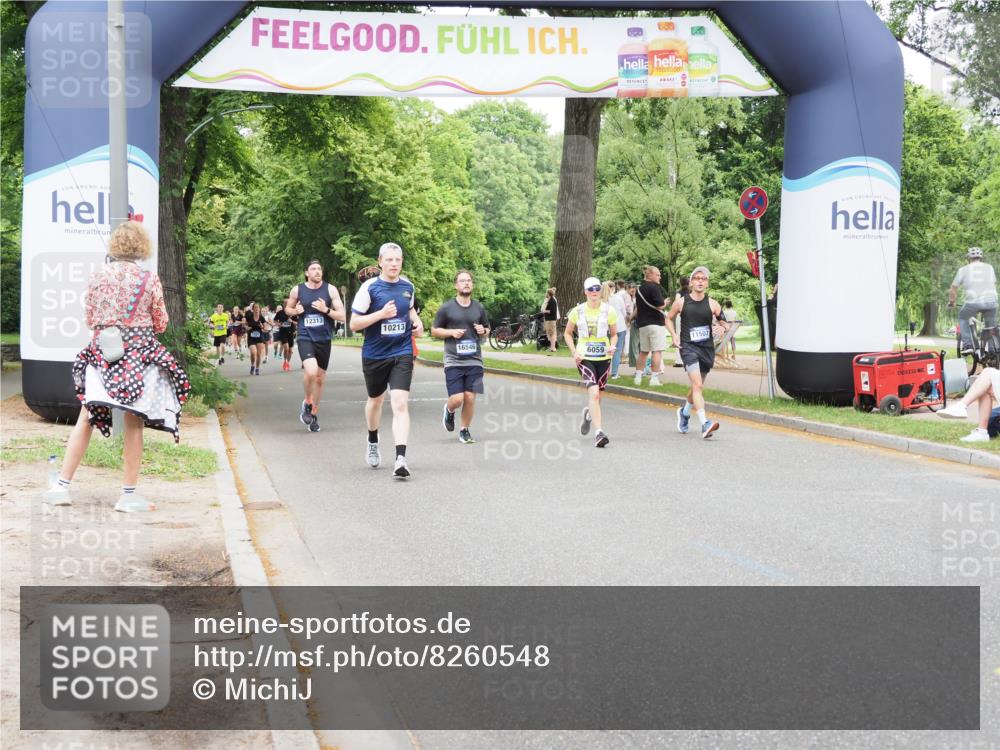 29.06.2025 - hella hamburg halbmarathon MichiJ http://msf.ph/oto/8260548 29.06.2025 10:53:35 Zwischen KM18-KM19 4187, 6059, 9405, 9559, 11507 meine-sportfotos.de