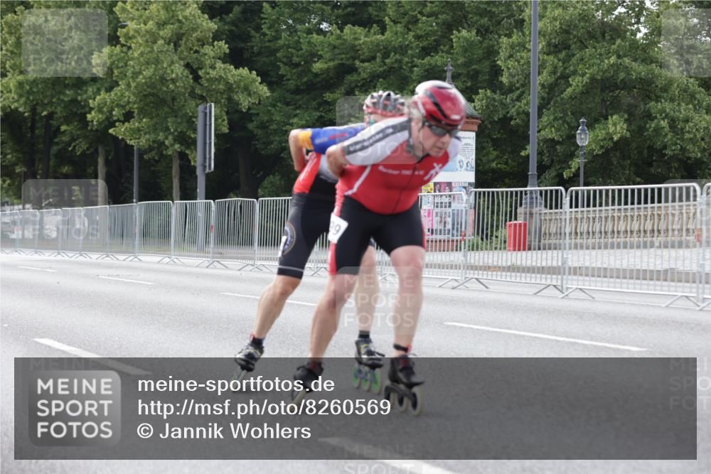 29.06.2025 - hella hamburg halbmarathon Jannik Wohlers http://msf.ph/oto/8260569 29.06.2025 08:49:51 Lombardsbrücke  meine-sportfotos.de