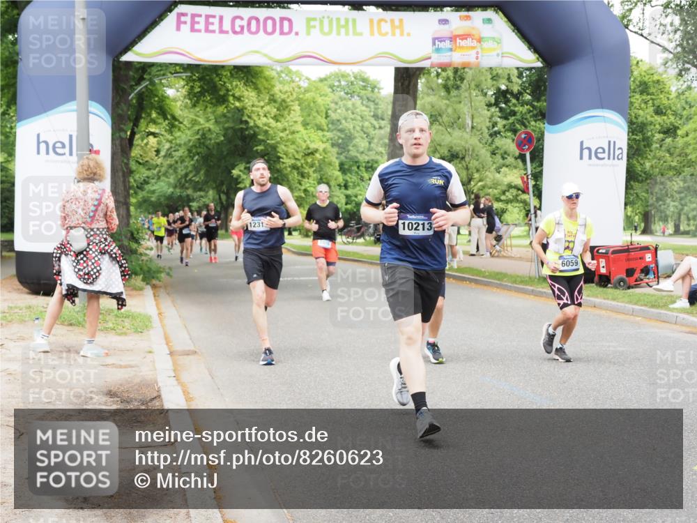 29.06.2025 - hella hamburg halbmarathon MichiJ http://msf.ph/oto/8260623 29.06.2025 10:53:37 Zwischen KM18-KM19 5976, 6059, 9405, 9559, 10213, 11507, 12313, 16546 meine-sportfotos.de
