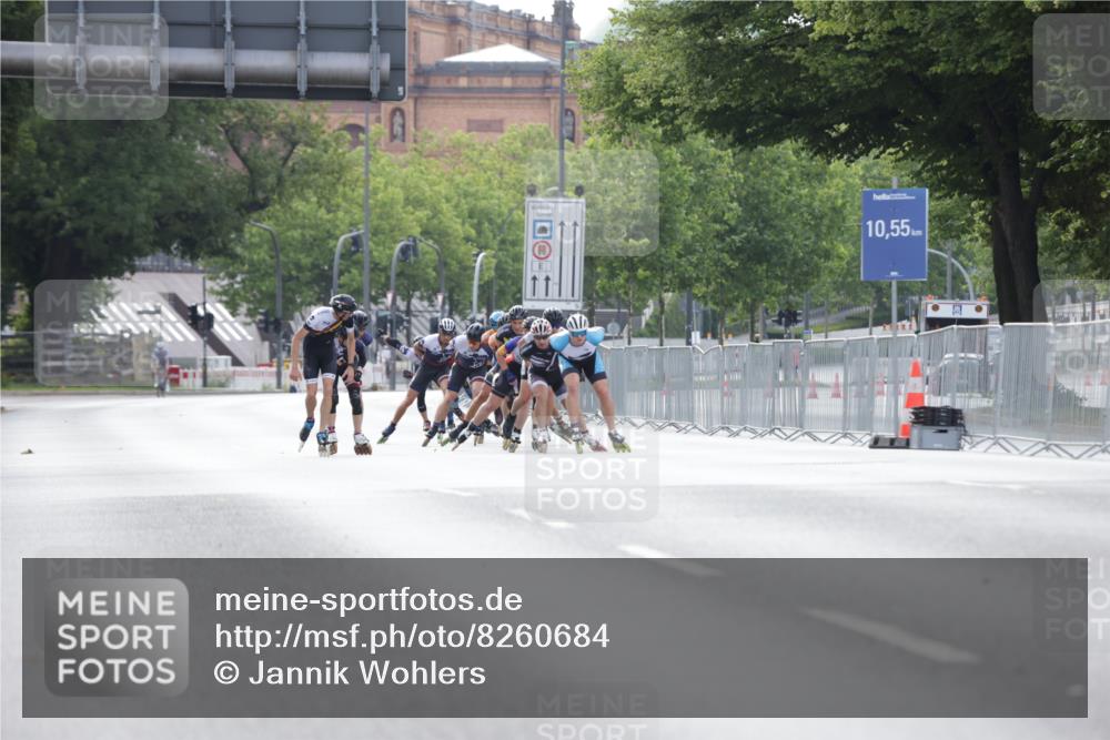 29.06.2025 - hella hamburg halbmarathon Jannik Wohlers http://msf.ph/oto/8260684 29.06.2025 08:49:53 Lombardsbrücke  meine-sportfotos.de