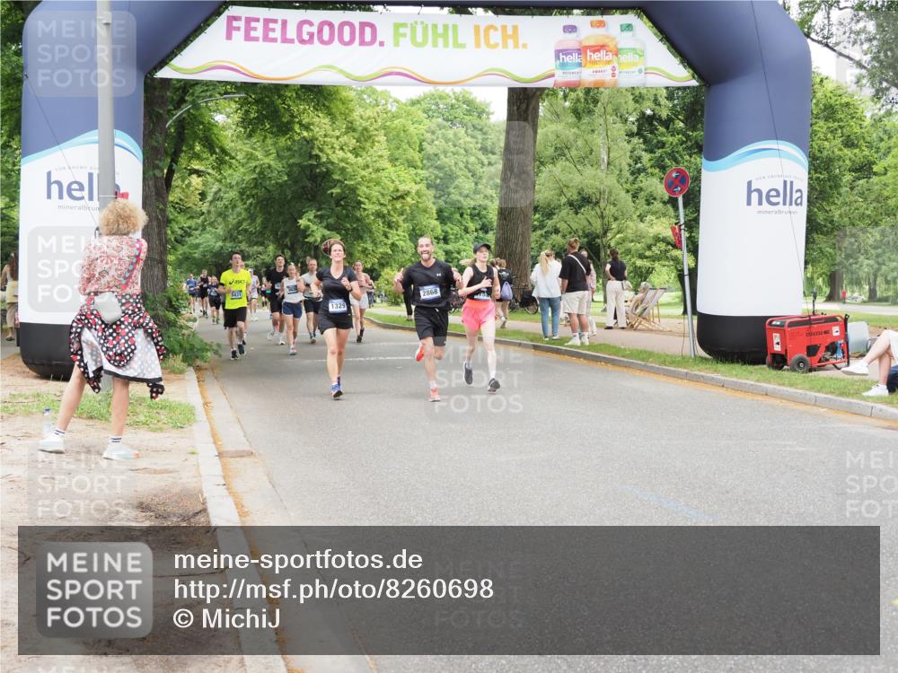 29.06.2025 - hella hamburg halbmarathon MichiJ http://msf.ph/oto/8260698 29.06.2025 10:53:42 Zwischen KM18-KM19 1329, 5976, 10213, 11507, 12313, 16546, 17500 meine-sportfotos.de