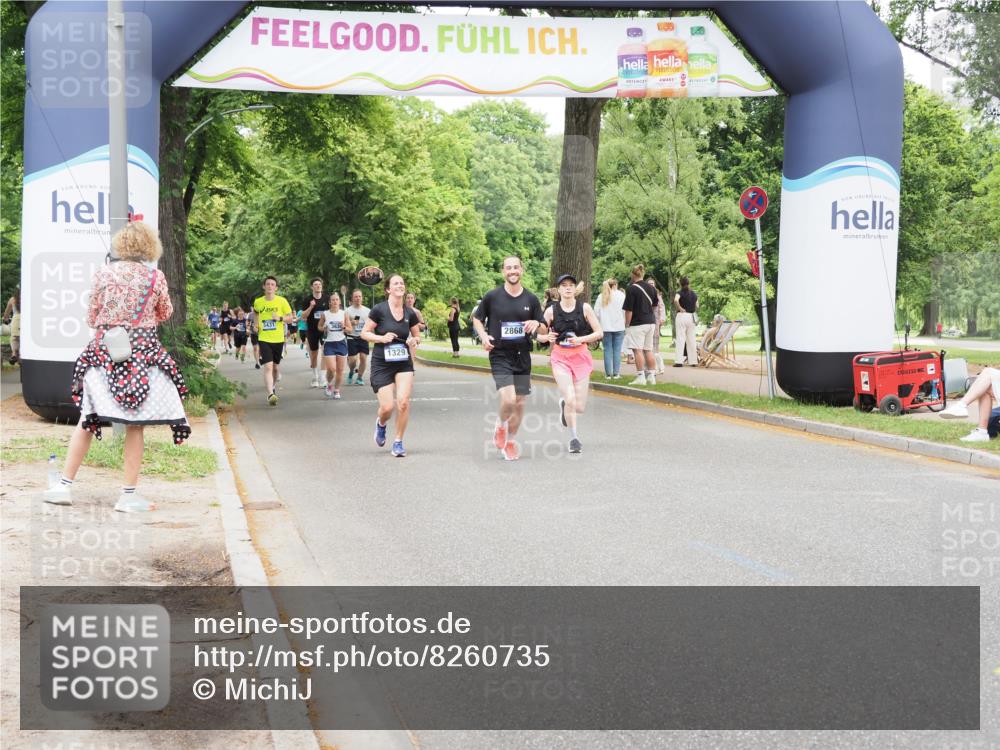 29.06.2025 - hella hamburg halbmarathon MichiJ http://msf.ph/oto/8260735 29.06.2025 10:53:43 Zwischen KM18-KM19 1329, 5976, 10213, 11507, 12313, 16546, 17500 meine-sportfotos.de