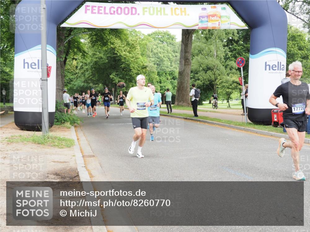 29.06.2025 - hella hamburg halbmarathon MichiJ http://msf.ph/oto/8260770 29.06.2025 10:29:53 Zwischen KM18-KM19 2579, 5410, 7378, 9659, 14661, 14820, 16281, 17720, 18049, 18442 meine-sportfotos.de
