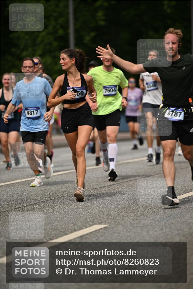 29.06.2025 - hella hamburg halbmarathon Dr. Thomas Lammeyer http://msf.ph/oto/8260823 29.06.2025 10:35:14 Kennedybrücke 1059, 1097, 1472, 1547, 1979, 2414, 2754, 2755, 2914, 3131, 3281, 3443, 4561, 4817, 5437, 5943, 6057, 6078, 6195, 6546, 6616, 6725, 6787, 7120, 7604, 7772, 8050, 8812, 8941, 10586 meine-sportfotos.de