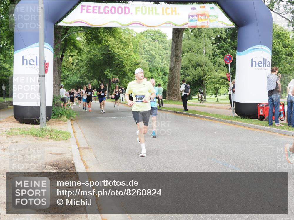 29.06.2025 - hella hamburg halbmarathon MichiJ http://msf.ph/oto/8260824 29.06.2025 10:29:54 Zwischen KM18-KM19 2579, 5410, 7378, 9659, 10894, 14661, 14820, 16281, 17720, 18442 meine-sportfotos.de