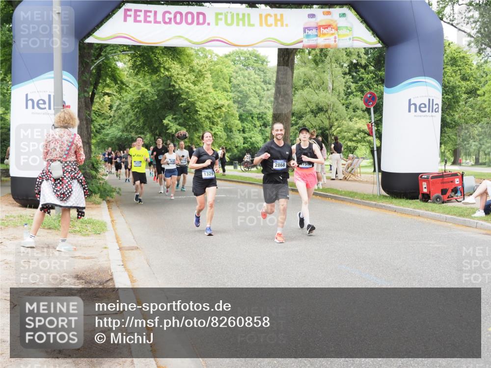 29.06.2025 - hella hamburg halbmarathon MichiJ http://msf.ph/oto/8260858 29.06.2025 10:53:43 Zwischen KM18-KM19 1329, 5976, 10213, 11507, 12313, 16546, 17500 meine-sportfotos.de