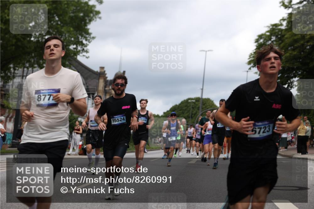 29.06.2025 - hella hamburg halbmarathon Yannick Fuchs http://msf.ph/oto/8260991 29.06.2025 10:48:38 20KM 1125, 1327, 1410, 1496, 1506, 1628, 1815, 2474, 2561, 2771, 2884, 3041, 3177, 3791, 3794, 3861, 3945, 4029, 4189, 4231, 4938, 5319, 6082, 6084, 6433, 6443, 6581, 6587, 6723, 6994, 8449, 8487, 8514, 8698, 8772, 8798, 8973, 9012, 9060, 9227, 10191, 10192, 10263, 10266, 10368, 10376, 11184, 11333, 11499, 11747, 11797, 11799, 11976, 12186, 12362, 12489, 12961, 13297, 13988, 14036, 14175, 14592, 14638, 14660, 14818, 14948, 15156, 15169, 15389, 15408, 15524, 15879, 16047 meine-sportfotos.de