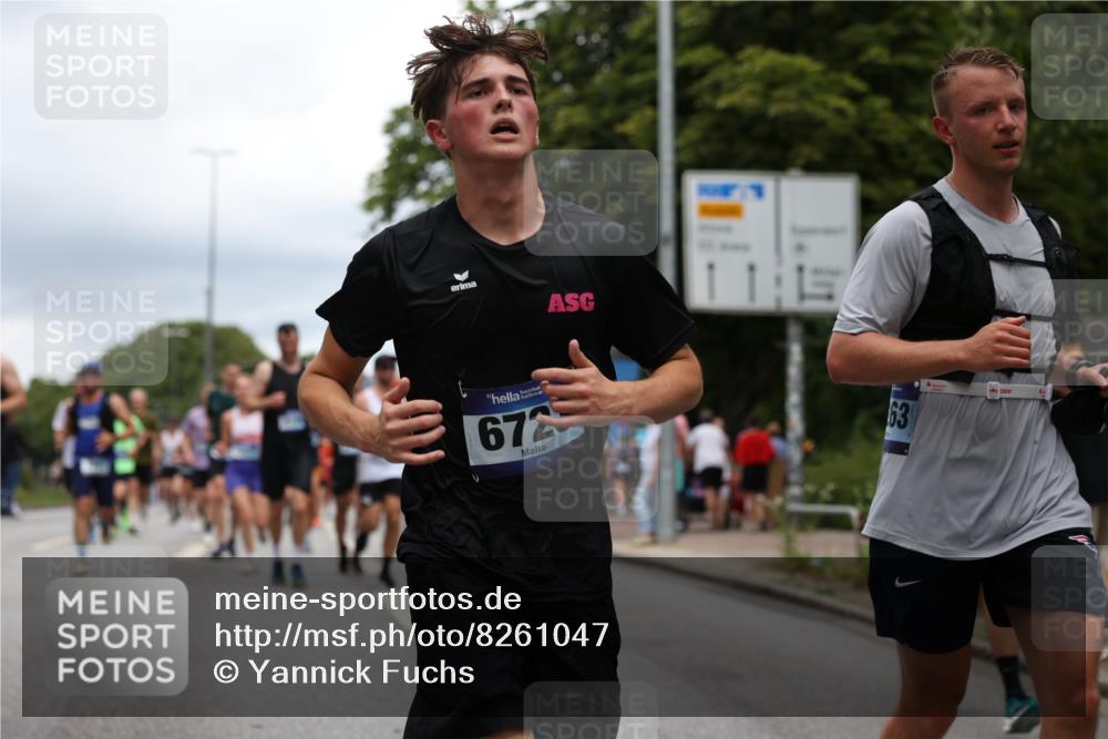 29.06.2025 - hella hamburg halbmarathon Yannick Fuchs http://msf.ph/oto/8261047 29.06.2025 10:48:38 20KM 1125, 1327, 1410, 1496, 1506, 1628, 1815, 2474, 2561, 2771, 2884, 3041, 3177, 3791, 3794, 3861, 3945, 4029, 4189, 4231, 4938, 5319, 6082, 6084, 6433, 6443, 6581, 6587, 6723, 6994, 8449, 8487, 8514, 8698, 8772, 8798, 8973, 9012, 9060, 9227, 10191, 10192, 10263, 10266, 10368, 10376, 11184, 11333, 11499, 11747, 11797, 11799, 11976, 12186, 12362, 12489, 12961, 13297, 13988, 14036, 14175, 14592, 14638, 14660, 14818, 14948, 15156, 15169, 15389, 15408, 15524, 15879, 16047 meine-sportfotos.de