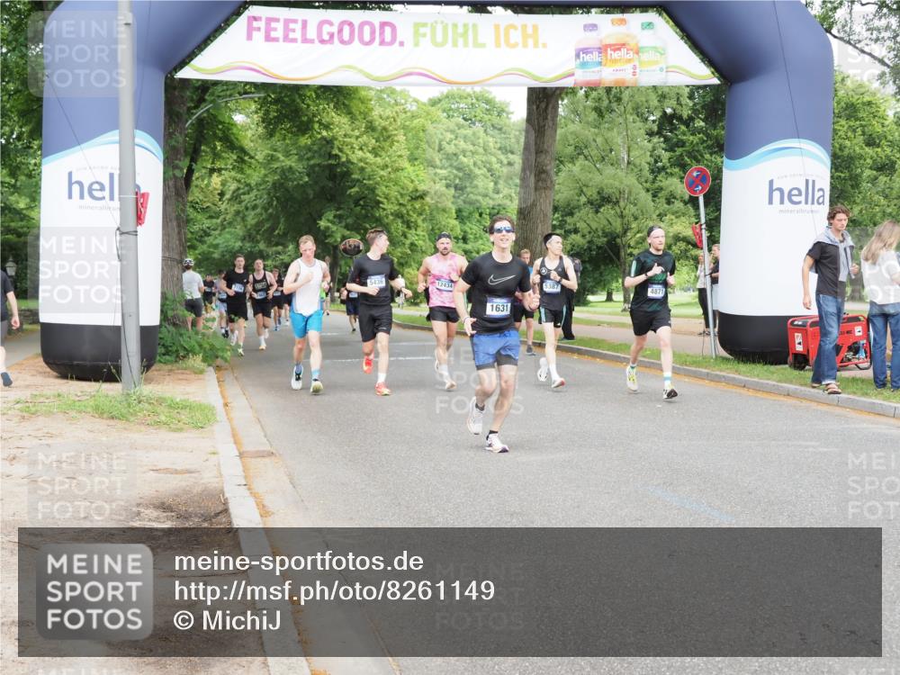 29.06.2025 - hella hamburg halbmarathon MichiJ http://msf.ph/oto/8261149 29.06.2025 10:29:58 Zwischen KM18-KM19 4871, 10375, 10894, 16281, 17720 meine-sportfotos.de
