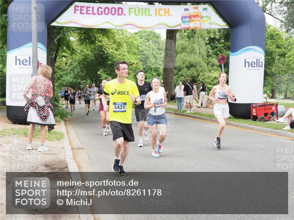 29.06.2025 - hella hamburg halbmarathon MichiJ http://msf.ph/oto/8261178 29.06.2025 10:53:48 Zwischen KM18-KM19 1329, 2868, 3630, 4532, 5431, 11509, 12998, 16379, 17500, 18857 meine-sportfotos.de
