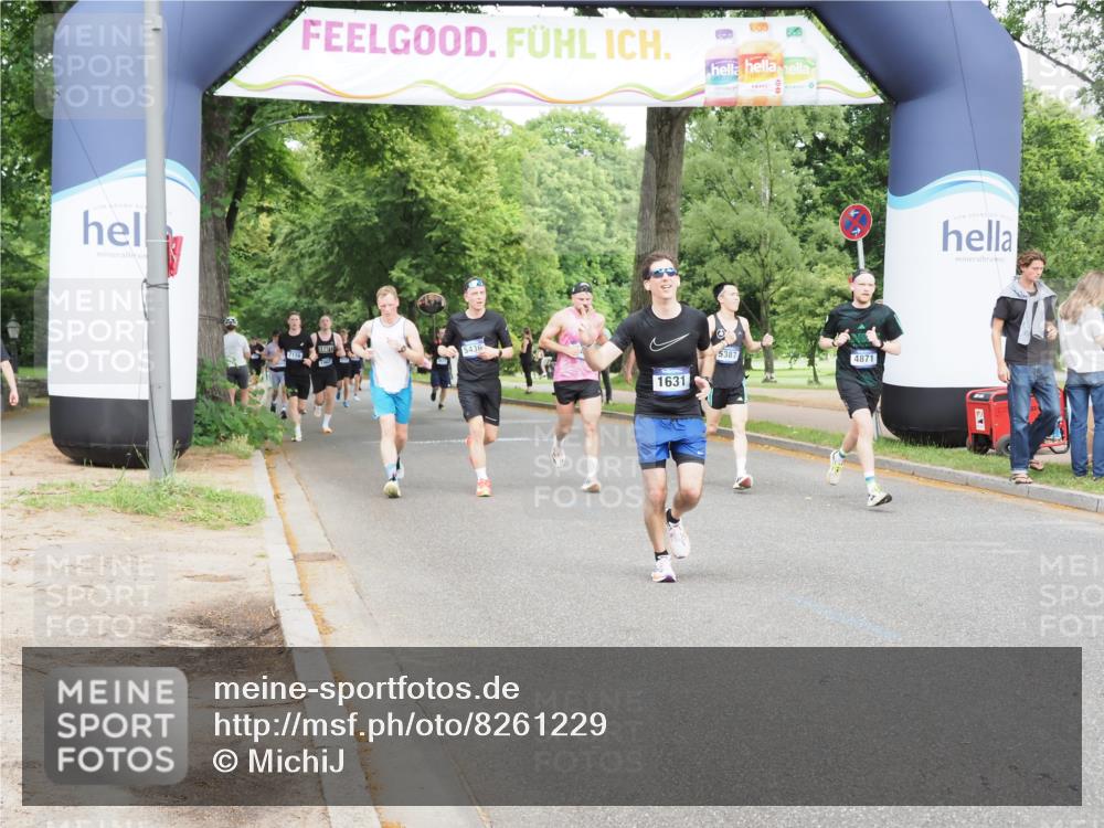29.06.2025 - hella hamburg halbmarathon MichiJ http://msf.ph/oto/8261229 29.06.2025 10:29:58 Zwischen KM18-KM19 4871, 10375, 10894, 16281, 17720 meine-sportfotos.de