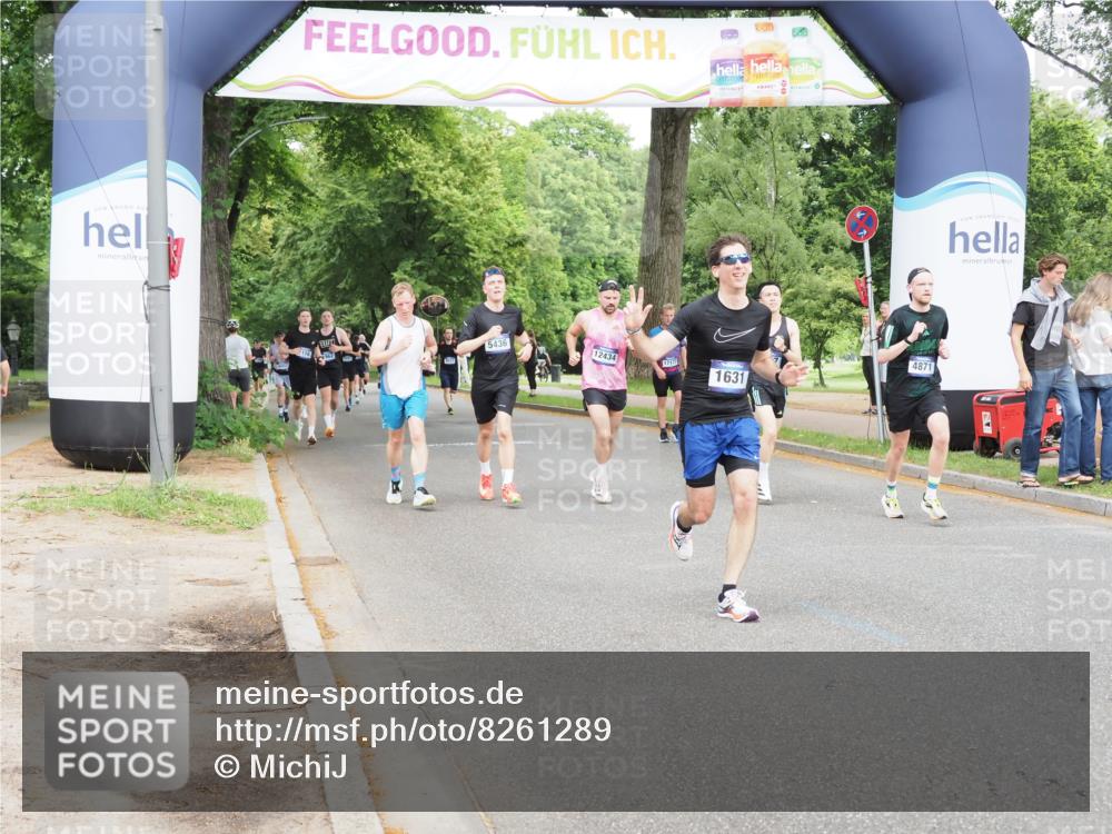 29.06.2025 - hella hamburg halbmarathon MichiJ http://msf.ph/oto/8261289 29.06.2025 10:29:59 Zwischen KM18-KM19 1631, 4871, 5387, 10375, 10894, 16281, 17720 meine-sportfotos.de