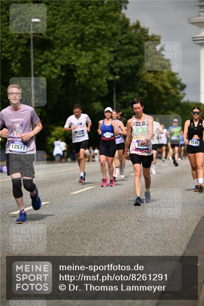 29.06.2025 - hella hamburg halbmarathon Dr. Thomas Lammeyer http://msf.ph/oto/8261291 29.06.2025 10:14:41 Kennedybrücke 1052, 1186, 1548, 1781, 2868, 5182, 5653, 5806, 8561, 8685, 9150, 9829, 11149 meine-sportfotos.de