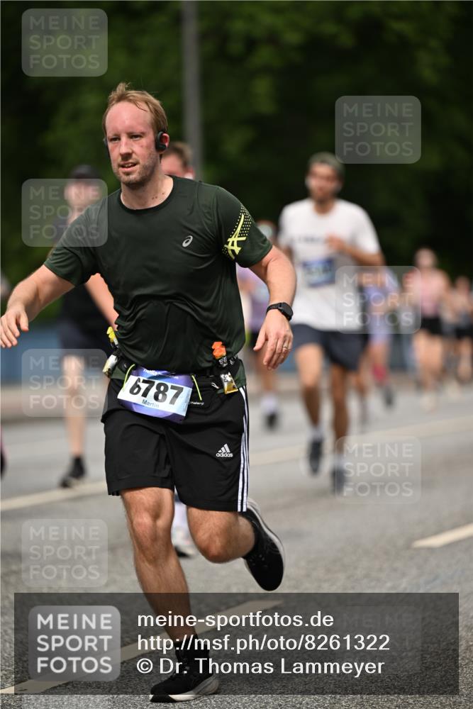 29.06.2025 - hella hamburg halbmarathon Dr. Thomas Lammeyer http://msf.ph/oto/8261322 29.06.2025 10:35:16 Kennedybrücke 1059, 1097, 1472, 1547, 1979, 2414, 2754, 2755, 2914, 3281, 3443, 4561, 4817, 5437, 5943, 6057, 6078, 6195, 6546, 6616, 6725, 6787, 7120, 7604, 7772, 8050, 8812, 8941, 10586 meine-sportfotos.de