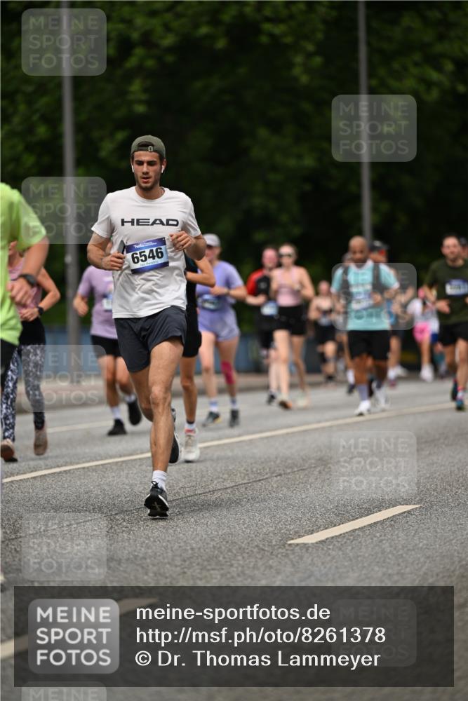 29.06.2025 - hella hamburg halbmarathon Dr. Thomas Lammeyer http://msf.ph/oto/8261378 29.06.2025 10:35:16 Kennedybrücke 1059, 1097, 1472, 1547, 1979, 2414, 2754, 2755, 2914, 3281, 3443, 4561, 4817, 5437, 5943, 6057, 6078, 6195, 6546, 6616, 6725, 6787, 7120, 7604, 7772, 8050, 8812, 8941, 10586 meine-sportfotos.de