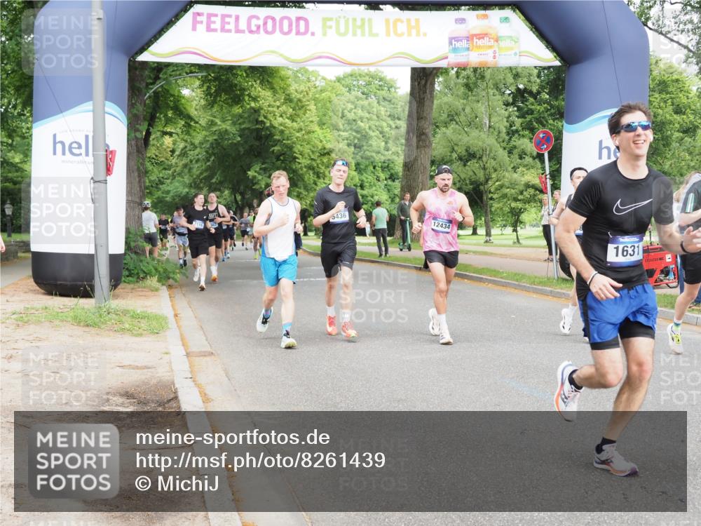 29.06.2025 - hella hamburg halbmarathon MichiJ http://msf.ph/oto/8261439 29.06.2025 10:29:59 Zwischen KM18-KM19 1631, 4871, 5387, 10375, 10894, 16281, 17720 meine-sportfotos.de