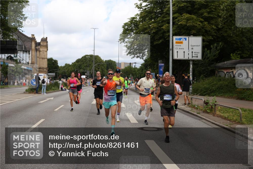 29.06.2025 - hella hamburg halbmarathon Yannick Fuchs http://msf.ph/oto/8261461 29.06.2025 10:36:25 20KM 1169, 1441, 1512, 1763, 1800, 1962, 2675, 5690, 5987, 6593, 7092, 7105, 7116, 8694, 9365, 9815, 10415, 11417, 12588, 13196, 13714, 13876, 14275, 14346, 15521, 15623, 15654, 15846, 15935, 16084, 17159, 17182, 17882, 17926, 18509, 18772, 19046 meine-sportfotos.de