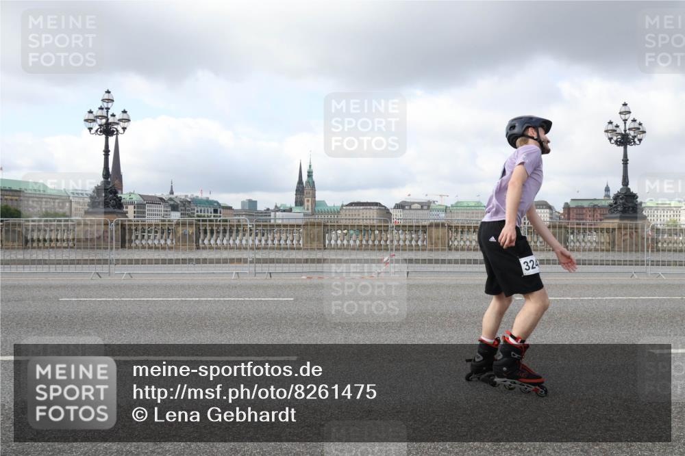 29.06.2025 - hella hamburg halbmarathon Lena Gebhardt http://msf.ph/oto/8261475 29.06.2025 09:03:38 Lombardsbrücke  meine-sportfotos.de