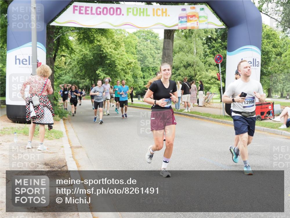 29.06.2025 - hella hamburg halbmarathon MichiJ http://msf.ph/oto/8261491 29.06.2025 10:53:51 Zwischen KM18-KM19 2868, 3630, 4532, 5431, 10042, 11509, 12998, 16379, 18857 meine-sportfotos.de
