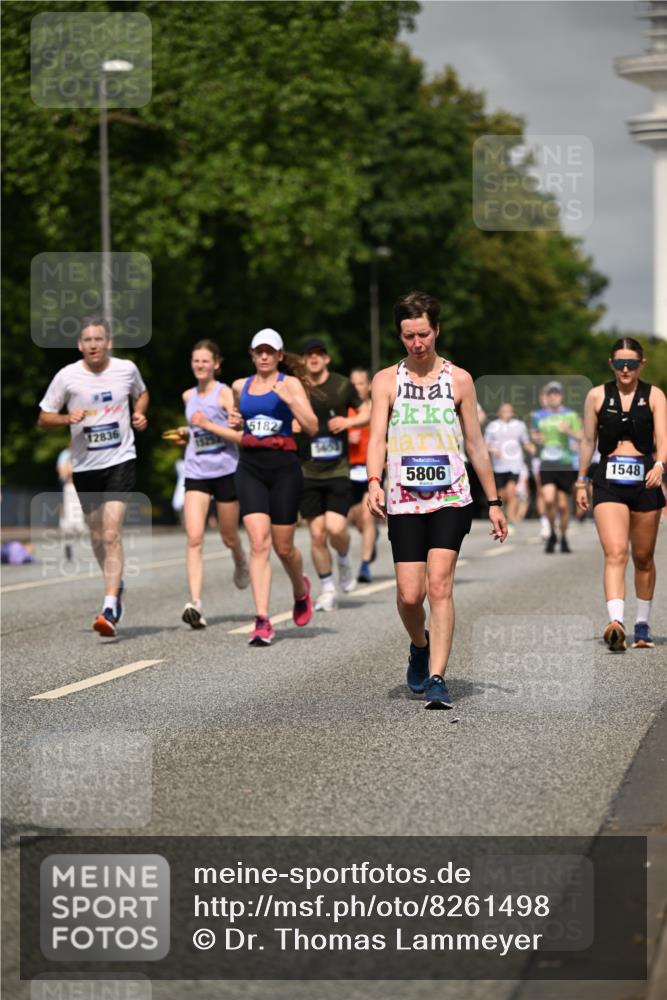 29.06.2025 - hella hamburg halbmarathon Dr. Thomas Lammeyer http://msf.ph/oto/8261498 29.06.2025 10:14:43 Kennedybrücke 1186, 1548, 1781, 2868, 5182, 5653, 5806, 8561, 8685, 9150, 9829, 10196, 11149 meine-sportfotos.de