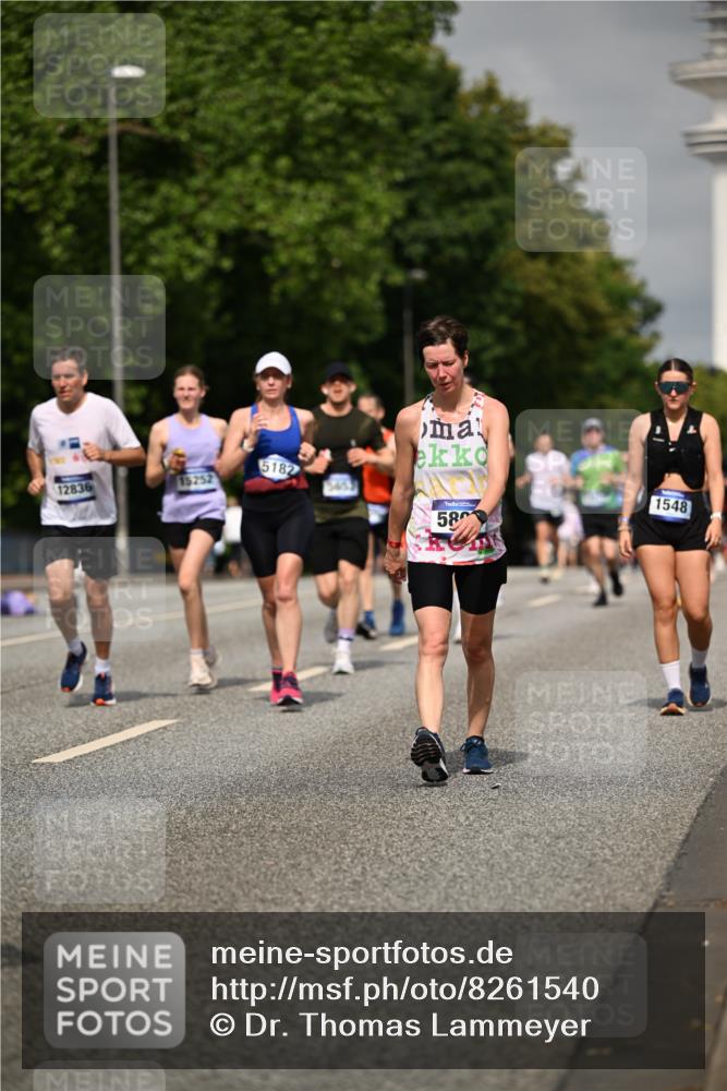 29.06.2025 - hella hamburg halbmarathon Dr. Thomas Lammeyer http://msf.ph/oto/8261540 29.06.2025 10:14:43 Kennedybrücke 1186, 1548, 1781, 2868, 5182, 5653, 5806, 8561, 8685, 9150, 9829, 10196, 11149 meine-sportfotos.de