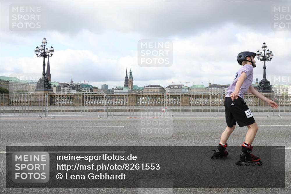 29.06.2025 - hella hamburg halbmarathon Lena Gebhardt http://msf.ph/oto/8261553 29.06.2025 09:03:38 Lombardsbrücke  meine-sportfotos.de