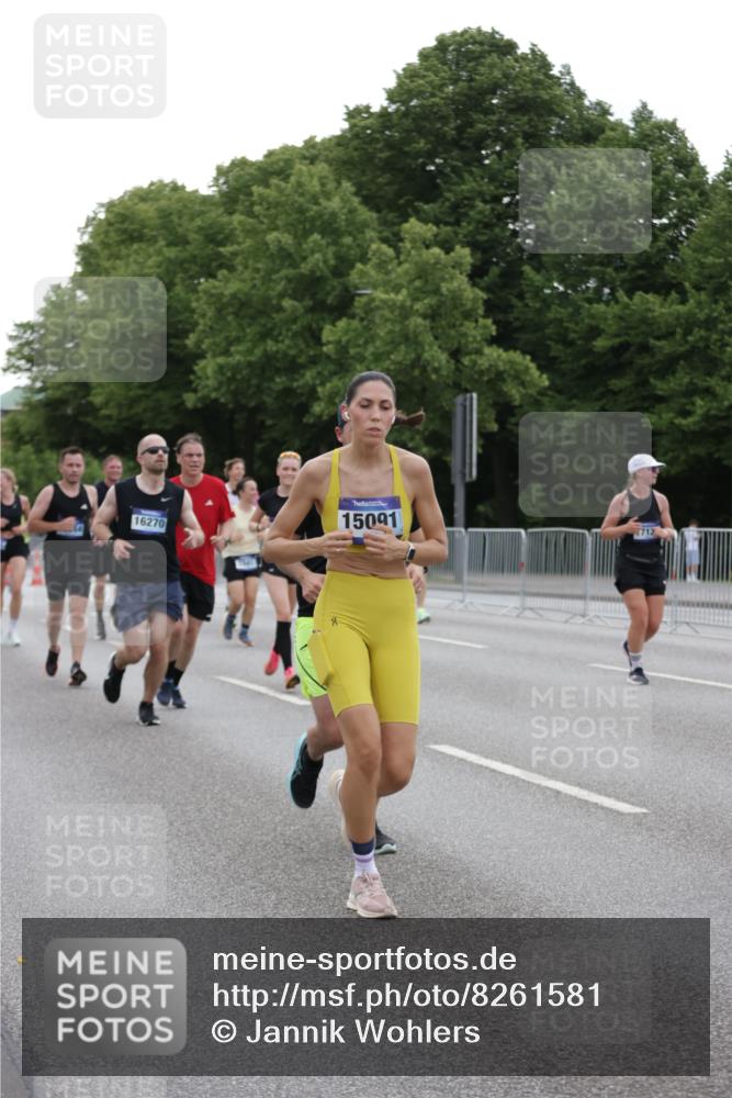 29.06.2025 - hella hamburg halbmarathon Jannik Wohlers http://msf.ph/oto/8261581 29.06.2025 10:32:50 Lombardsbrücke 1324, 1764, 2038, 2054, 2085, 2838, 3341, 3812, 3871, 4030, 4445, 4650, 5180, 5581, 5917, 6773, 8595, 9289, 9591, 9592, 9780, 11229, 11713, 11826, 12039, 12812, 12813, 13339, 14085, 14305, 14743, 15091, 15815, 15885, 15951, 15957, 15964, 16246, 16270, 16391, 17135, 18409, 18742, 18743, 18951 meine-sportfotos.de
