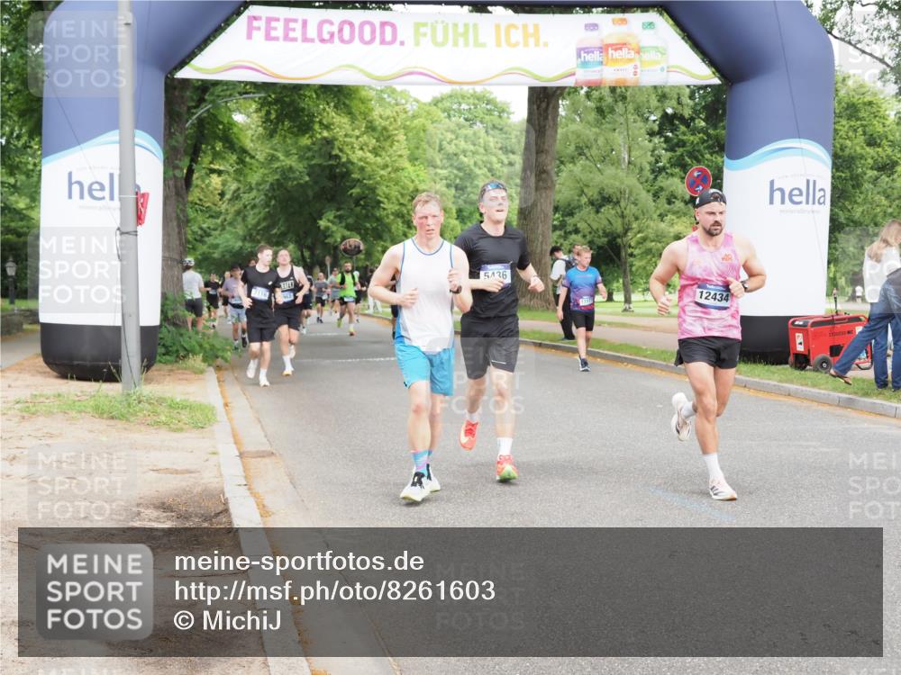 29.06.2025 - hella hamburg halbmarathon MichiJ http://msf.ph/oto/8261603 29.06.2025 10:30:00 Zwischen KM18-KM19 1631, 4871, 5387, 5436, 10375, 10894, 12434, 16281, 17720, 18491 meine-sportfotos.de