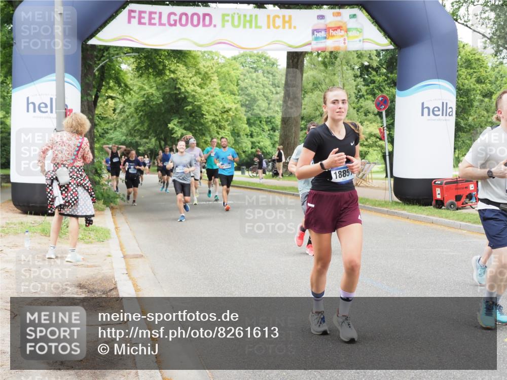 29.06.2025 - hella hamburg halbmarathon MichiJ http://msf.ph/oto/8261613 29.06.2025 10:53:51 Zwischen KM18-KM19 2868, 3630, 4532, 5431, 10042, 11509, 12998, 16379, 18857 meine-sportfotos.de