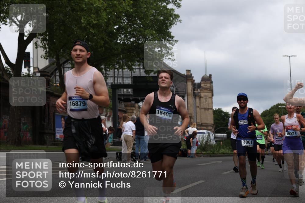 29.06.2025 - hella hamburg halbmarathon Yannick Fuchs http://msf.ph/oto/8261771 29.06.2025 10:48:40 20KM 1125, 1327, 1410, 1496, 1506, 1628, 2119, 2474, 2561, 2771, 2884, 2955, 3041, 3177, 3652, 3791, 3794, 3861, 3945, 4029, 4189, 4231, 4938, 5319, 6082, 6084, 6433, 6443, 6581, 6587, 6723, 8449, 8487, 8514, 8698, 8772, 8973, 9012, 9060, 9227, 10191, 10192, 10263, 10266, 10368, 10376, 11184, 11333, 11499, 11747, 11797, 11799, 11976, 12186, 12489, 12961, 13297, 13988, 14036, 14175, 14592, 14638, 14660, 14948, 15389, 15408, 15524, 15879, 16047, 17842, 18380 meine-sportfotos.de