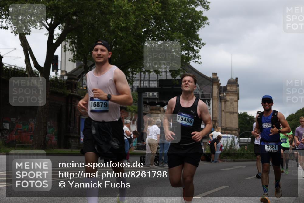29.06.2025 - hella hamburg halbmarathon Yannick Fuchs http://msf.ph/oto/8261798 29.06.2025 10:48:40 20KM 1125, 1327, 1410, 1496, 1506, 1628, 2119, 2474, 2561, 2771, 2884, 2955, 3041, 3177, 3652, 3791, 3794, 3861, 3945, 4029, 4189, 4231, 4938, 5319, 6082, 6084, 6433, 6443, 6581, 6587, 6723, 8449, 8487, 8514, 8698, 8772, 8973, 9012, 9060, 9227, 10191, 10192, 10263, 10266, 10368, 10376, 11184, 11333, 11499, 11747, 11797, 11799, 11976, 12186, 12489, 12961, 13297, 13988, 14036, 14175, 14592, 14638, 14660, 14948, 15389, 15408, 15524, 15879, 16047, 17842, 18380 meine-sportfotos.de