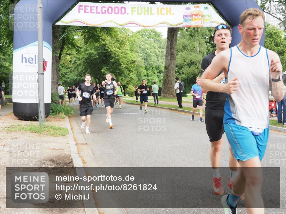 29.06.2025 - hella hamburg halbmarathon MichiJ http://msf.ph/oto/8261824 29.06.2025 10:30:02 Zwischen KM18-KM19 1631, 1962, 4871, 5387, 5436, 10375, 10894, 12434, 17177, 18491 meine-sportfotos.de