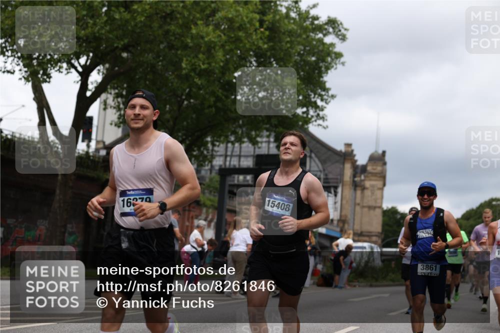 29.06.2025 - hella hamburg halbmarathon Yannick Fuchs http://msf.ph/oto/8261846 29.06.2025 10:48:40 20KM 1125, 1327, 1410, 1496, 1506, 1628, 2119, 2474, 2561, 2771, 2884, 2955, 3041, 3177, 3652, 3791, 3794, 3861, 3945, 4029, 4189, 4231, 4938, 5319, 6082, 6084, 6433, 6443, 6581, 6587, 6723, 8449, 8487, 8514, 8698, 8772, 8973, 9012, 9060, 9227, 10191, 10192, 10263, 10266, 10368, 10376, 11184, 11333, 11499, 11747, 11797, 11799, 11976, 12186, 12489, 12961, 13297, 13988, 14036, 14175, 14592, 14638, 14660, 14948, 15389, 15408, 15524, 15879, 16047, 17842, 18380 meine-sportfotos.de