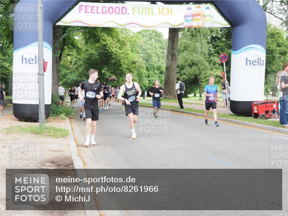 29.06.2025 - hella hamburg halbmarathon MichiJ http://msf.ph/oto/8261966 29.06.2025 10:30:02 Zwischen KM18-KM19 1631, 1962, 4871, 5387, 5436, 10375, 10894, 12434, 17177, 18491 meine-sportfotos.de