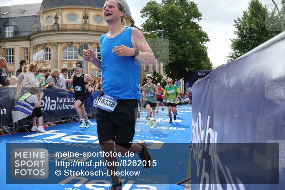 29.06.2025 - hella hamburg halbmarathon Strokosch-Dieckow http://msf.ph/oto/8262015 29.06.2025 10:43:34 Ziel 3116, 4080, 4318, 5124, 5436, 6903, 7635, 9114, 9931, 10246, 11648, 12623, 13421, 13996, 14201, 14210, 14484, 14690, 15328, 15932, 16338, 17912, 18449, 18513, 18775, 18810, 19229 meine-sportfotos.de