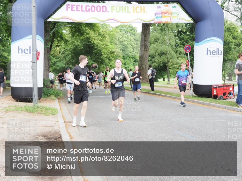 29.06.2025 - hella hamburg halbmarathon MichiJ http://msf.ph/oto/8262046 29.06.2025 10:30:03 Zwischen KM18-KM19 1631, 1962, 4871, 5387, 5436, 7116, 10375, 12434, 17177, 18491 meine-sportfotos.de