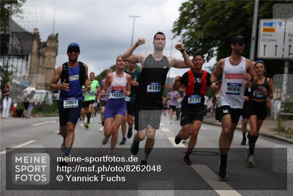 29.06.2025 - hella hamburg halbmarathon Yannick Fuchs http://msf.ph/oto/8262048 29.06.2025 10:48:40 20KM 1125, 1327, 1410, 1496, 1506, 1628, 2119, 2474, 2561, 2771, 2884, 2955, 3041, 3177, 3652, 3791, 3794, 3861, 3945, 4029, 4189, 4231, 4938, 5319, 6082, 6084, 6433, 6443, 6581, 6587, 6723, 8449, 8487, 8514, 8698, 8772, 8973, 9012, 9060, 9227, 10191, 10192, 10263, 10266, 10368, 10376, 11184, 11333, 11499, 11747, 11797, 11799, 11976, 12186, 12489, 12961, 13297, 13988, 14036, 14175, 14592, 14638, 14660, 14948, 15389, 15408, 15524, 15879, 16047, 17842, 18380 meine-sportfotos.de