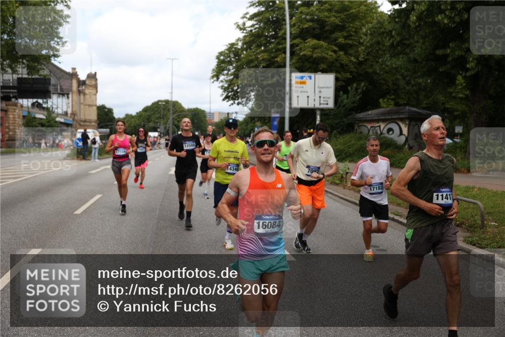 29.06.2025 - hella hamburg halbmarathon Yannick Fuchs http://msf.ph/oto/8262056 29.06.2025 10:36:27 20KM 1169, 1256, 1441, 1512, 1763, 1962, 2675, 5690, 5987, 6593, 7092, 7105, 7116, 8694, 9365, 10415, 11417, 12588, 13196, 13714, 14275, 14346, 15521, 15623, 15654, 15846, 15935, 16084, 16281, 17159, 17182, 17882, 17926, 18772, 19046 meine-sportfotos.de