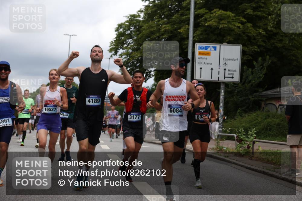 29.06.2025 - hella hamburg halbmarathon Yannick Fuchs http://msf.ph/oto/8262102 29.06.2025 10:48:40 20KM 1125, 1327, 1410, 1496, 1506, 1628, 2119, 2474, 2561, 2771, 2884, 2955, 3041, 3177, 3652, 3791, 3794, 3861, 3945, 4029, 4189, 4231, 4938, 5319, 6082, 6084, 6433, 6443, 6581, 6587, 6723, 8449, 8487, 8514, 8698, 8772, 8973, 9012, 9060, 9227, 10191, 10192, 10263, 10266, 10368, 10376, 11184, 11333, 11499, 11747, 11797, 11799, 11976, 12186, 12489, 12961, 13297, 13988, 14036, 14175, 14592, 14638, 14660, 14948, 15389, 15408, 15524, 15879, 16047, 17842, 18380 meine-sportfotos.de